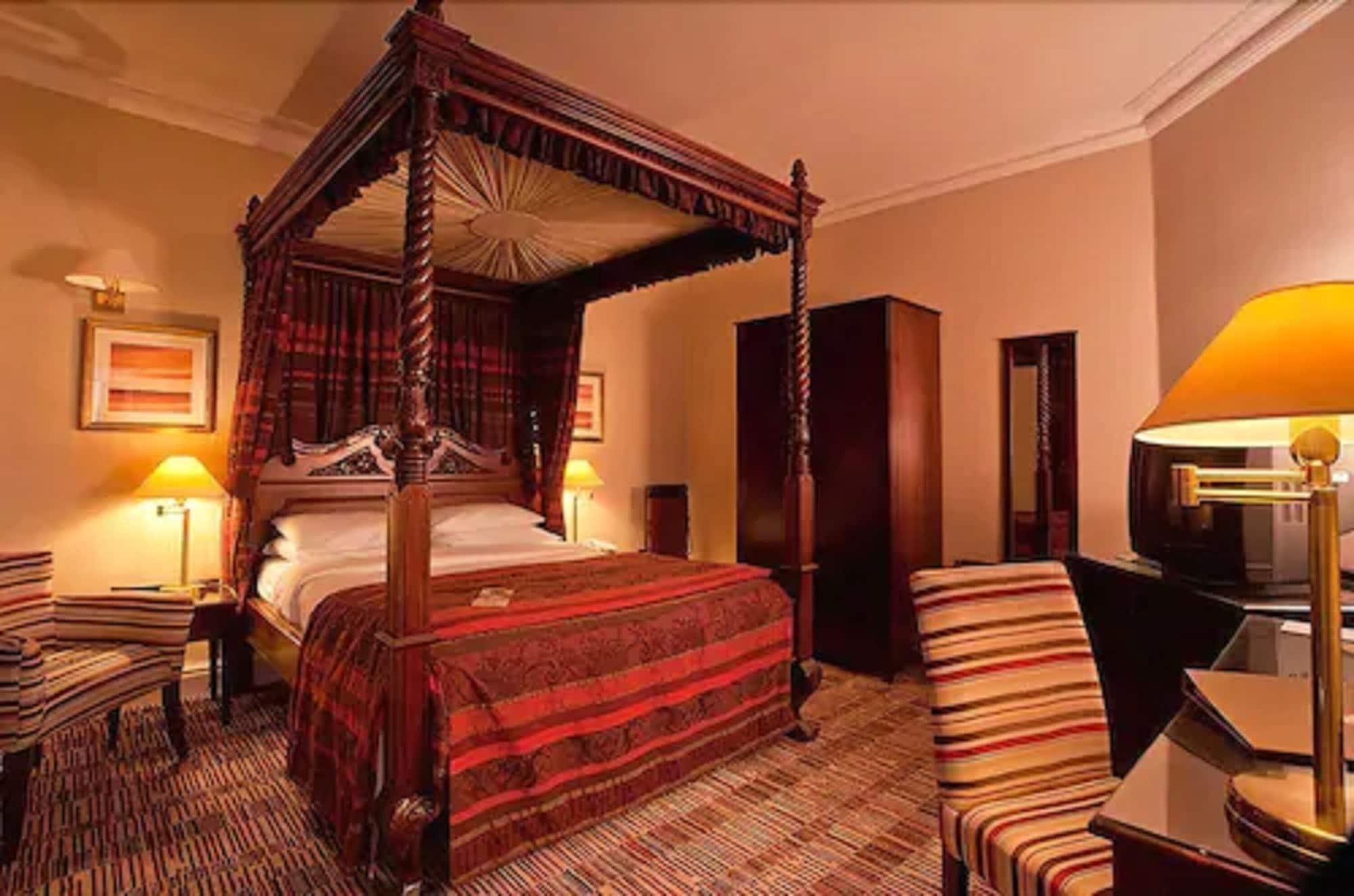 Old Swan Hotel Harrogate Ngoại thất bức ảnh